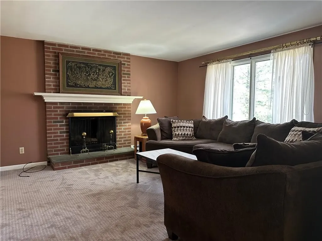 1695 Harkney Hill Road Coventry RI 02816