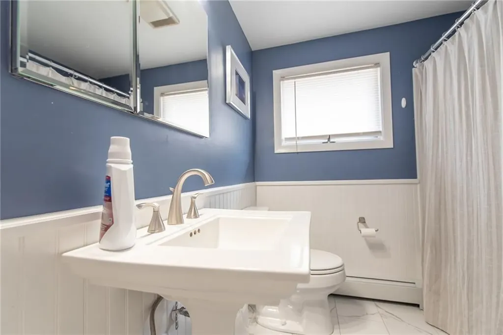 72 Flagg Avenue Warwick RI 02886
