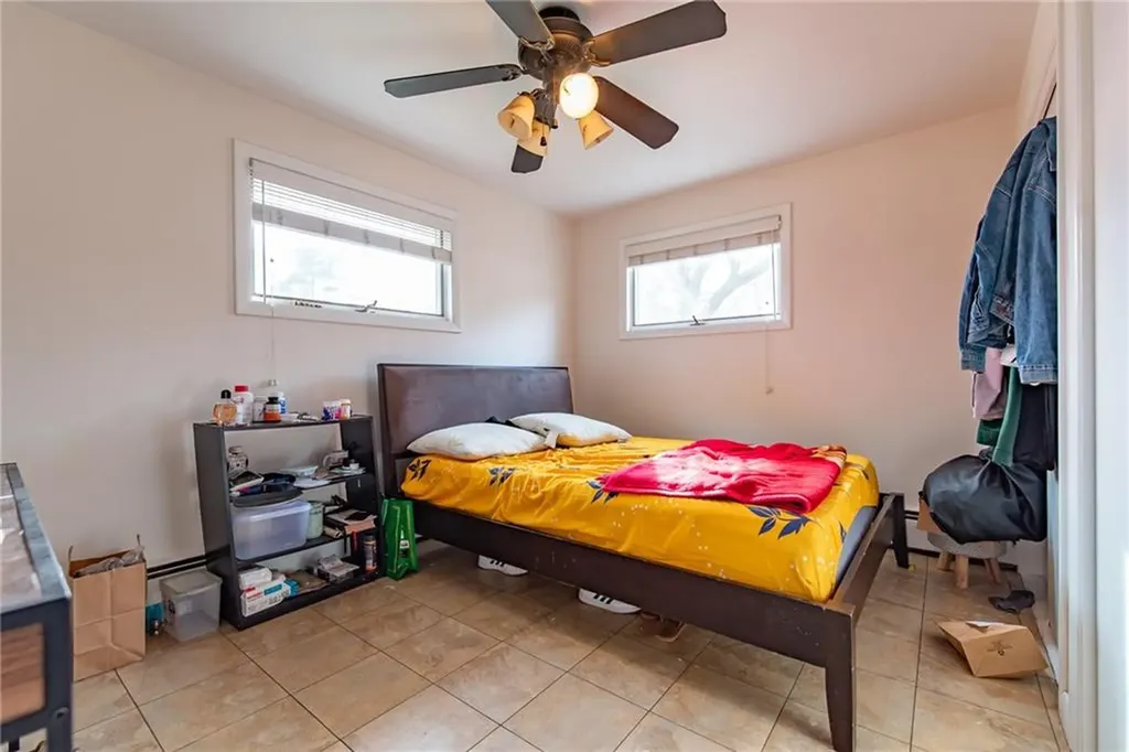 72 Flagg Avenue Warwick RI 02886