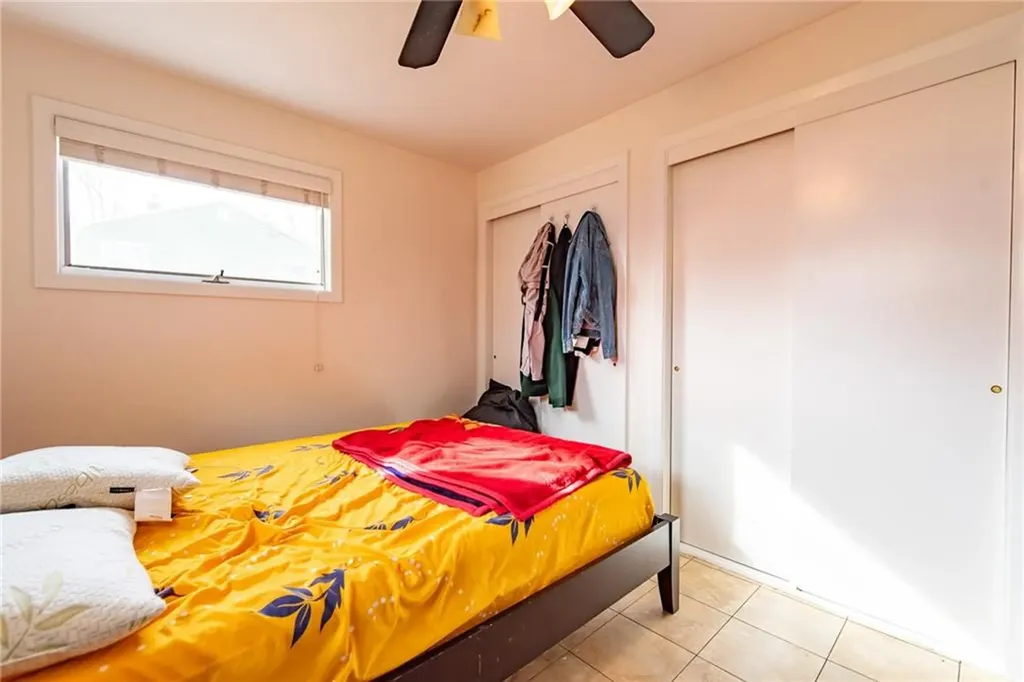 72 Flagg Avenue Warwick RI 02886