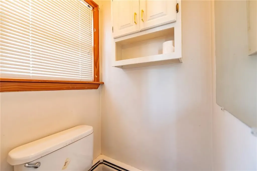 72 Flagg Avenue Warwick RI 02886