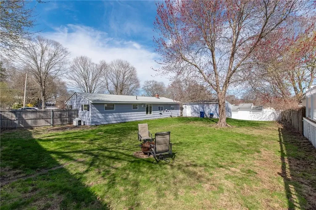 72 Flagg Avenue Warwick RI 02886