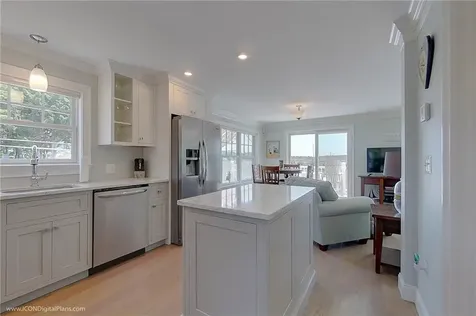 223 Cliff Avenue Portsmouth RI 02871