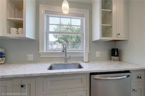 223 Cliff Avenue Portsmouth RI 02871