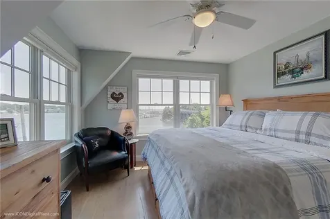 223 Cliff Avenue Portsmouth RI 02871