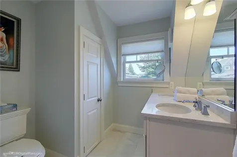 223 Cliff Avenue Portsmouth RI 02871