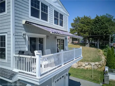 223 Cliff Avenue Portsmouth RI 02871