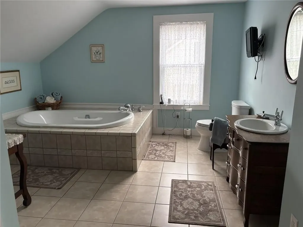 1512 Tarkiln Road Burrillville RI 02830