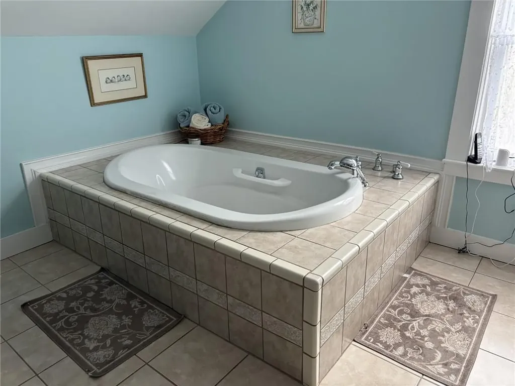 1512 Tarkiln Road Burrillville RI 02830