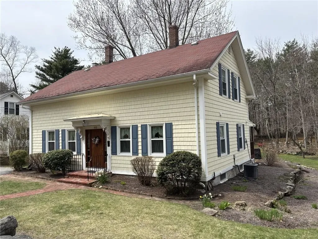 1512 Tarkiln Road Burrillville RI 02830