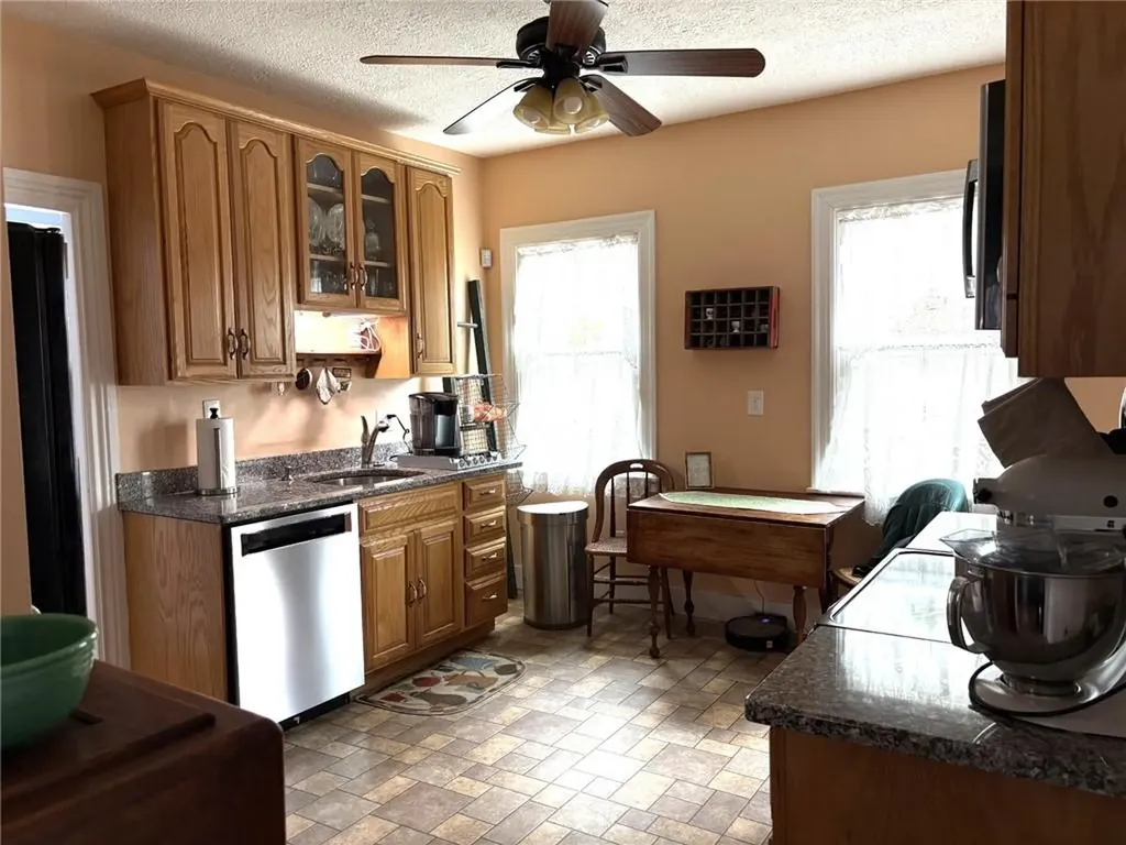 1512 Tarkiln Road Burrillville RI 02830