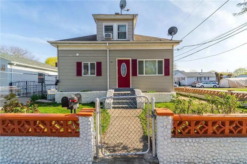 321 Columbus Avenue Pawtucket RI 02861