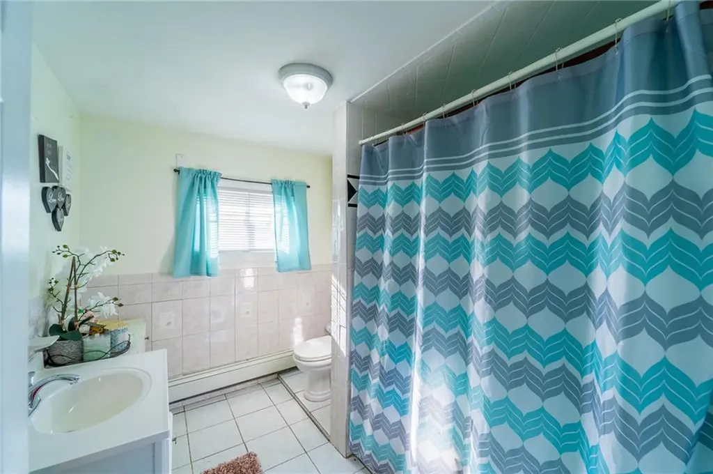 321 Columbus Avenue Pawtucket RI 02861
