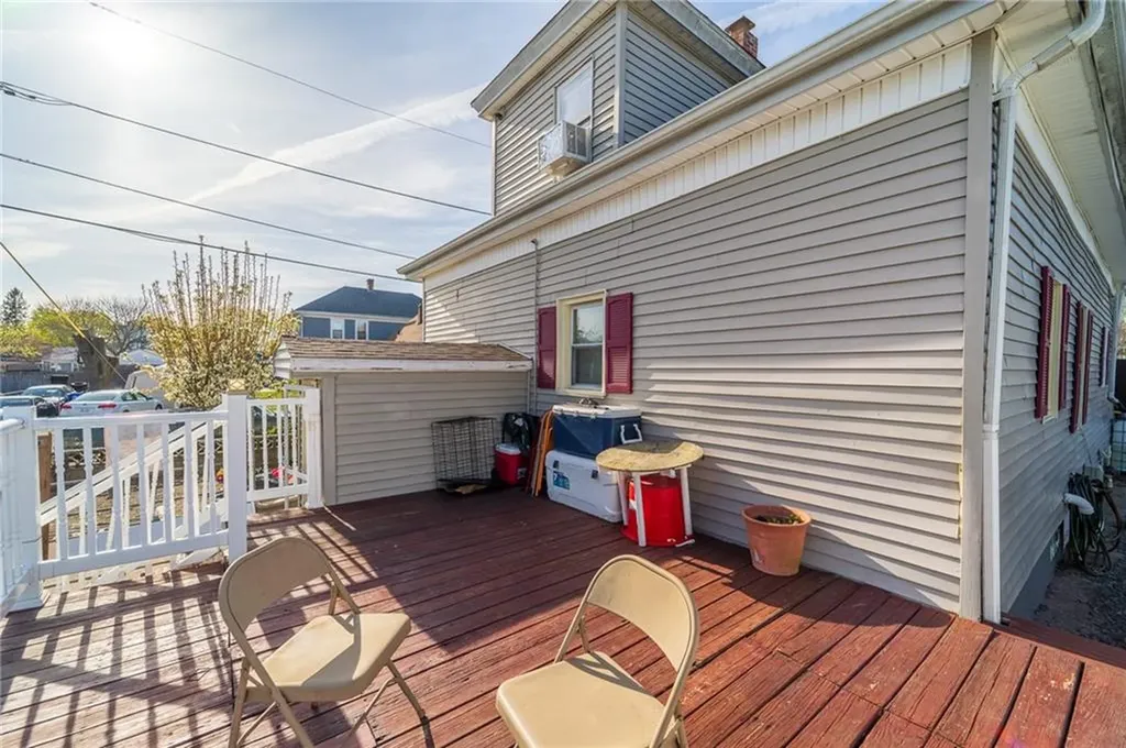 321 Columbus Avenue Pawtucket RI 02861