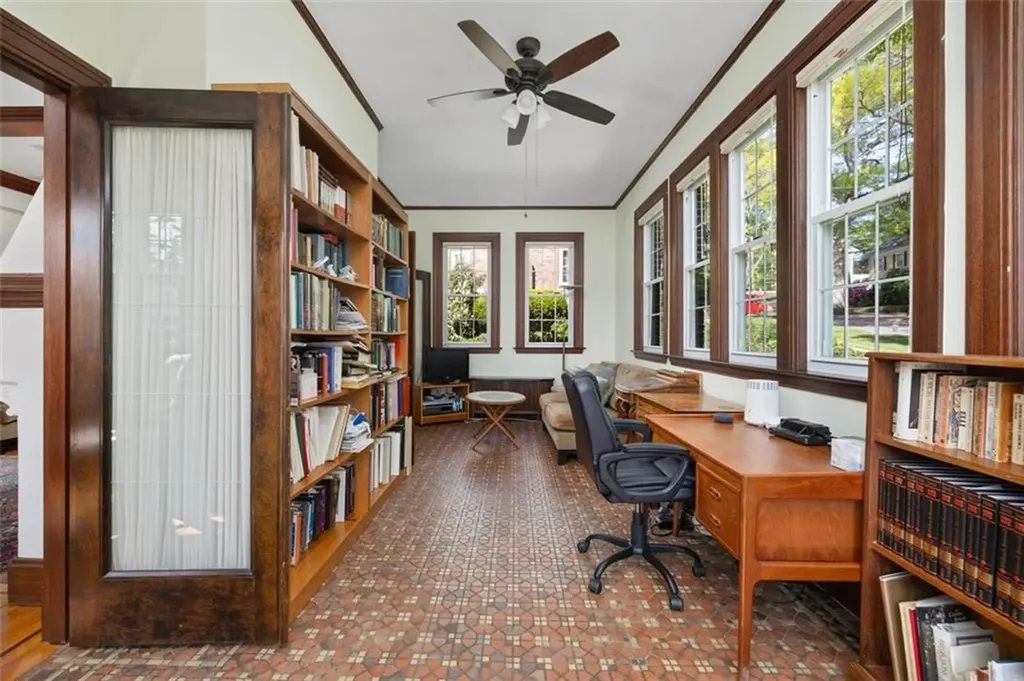 296 Taber Avenue Providence RI 02906