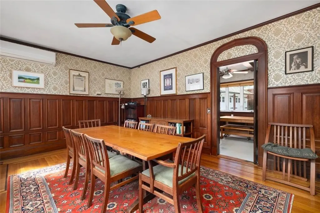 296 Taber Avenue Providence RI 02906
