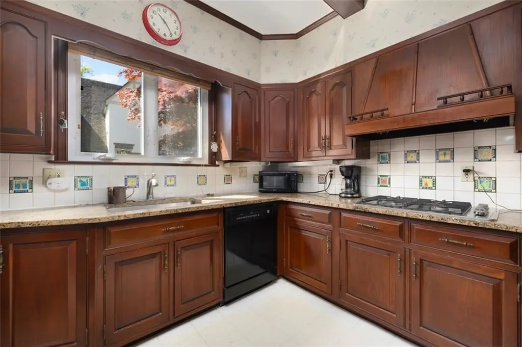 296 Taber Avenue Providence RI 02906