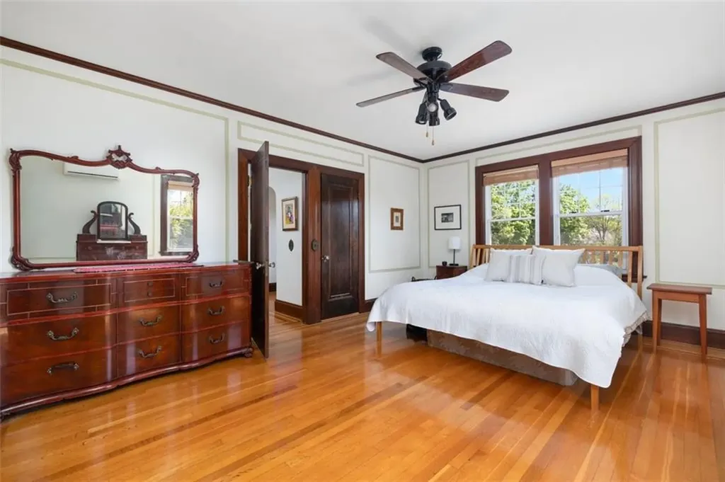 296 Taber Avenue Providence RI 02906