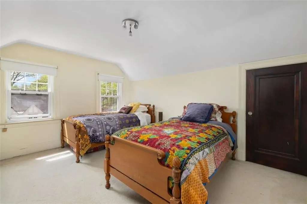 296 Taber Avenue Providence RI 02906