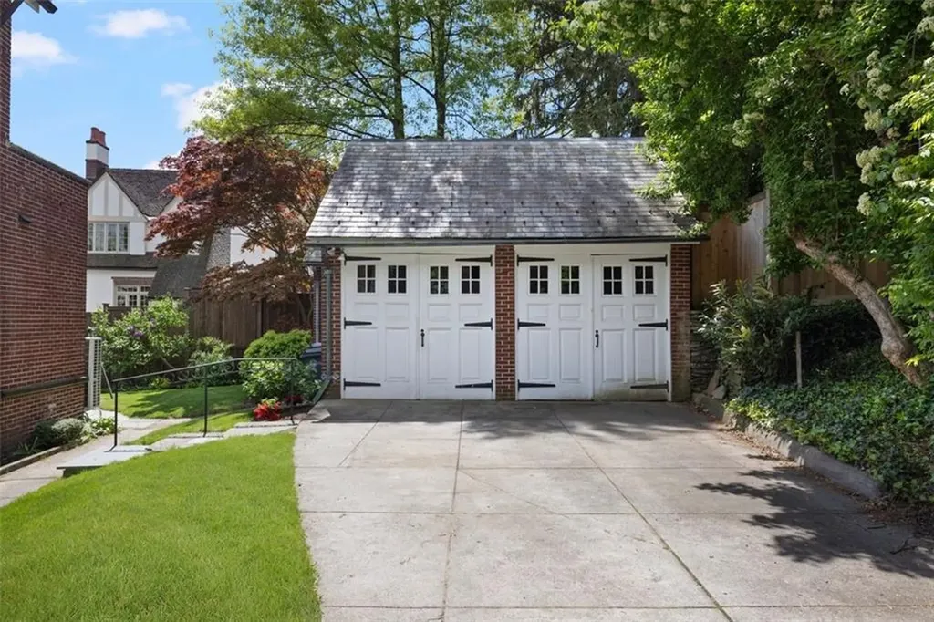 296 Taber Avenue Providence RI 02906