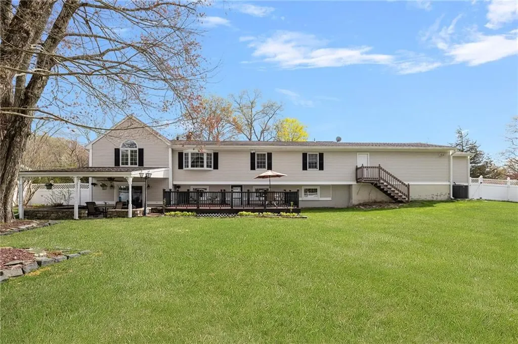 30 Forest View Drive Cumberland RI 02864