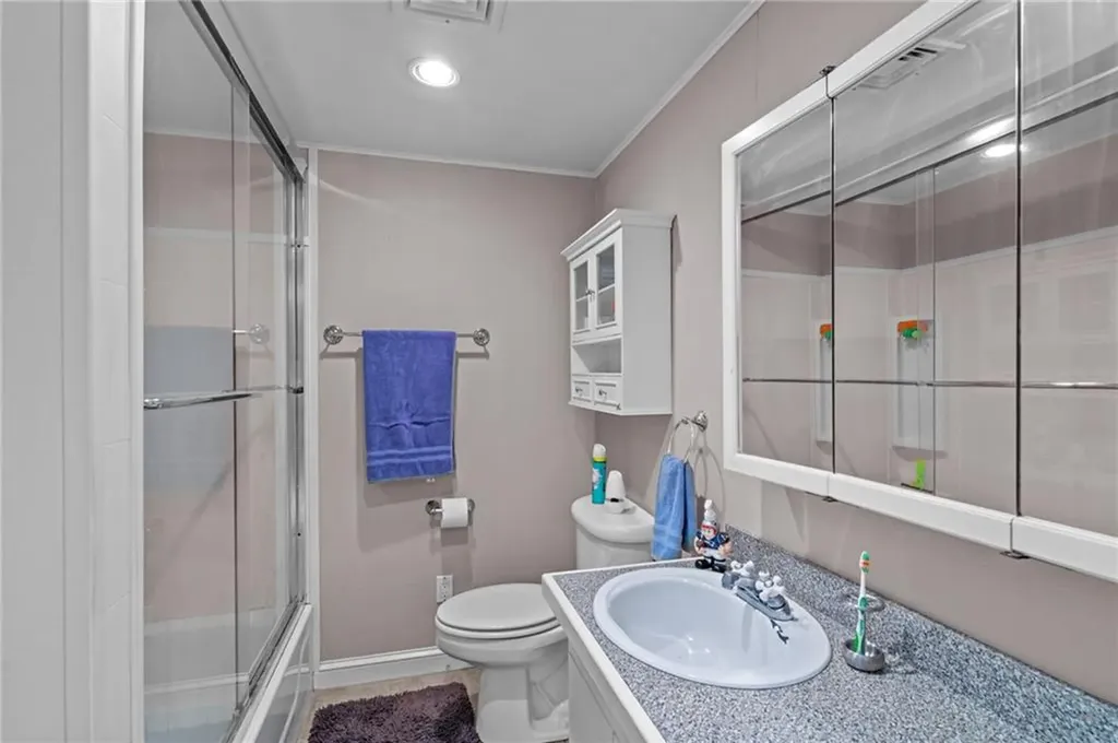 21 Foxhill Avenue Bristol RI 02809
