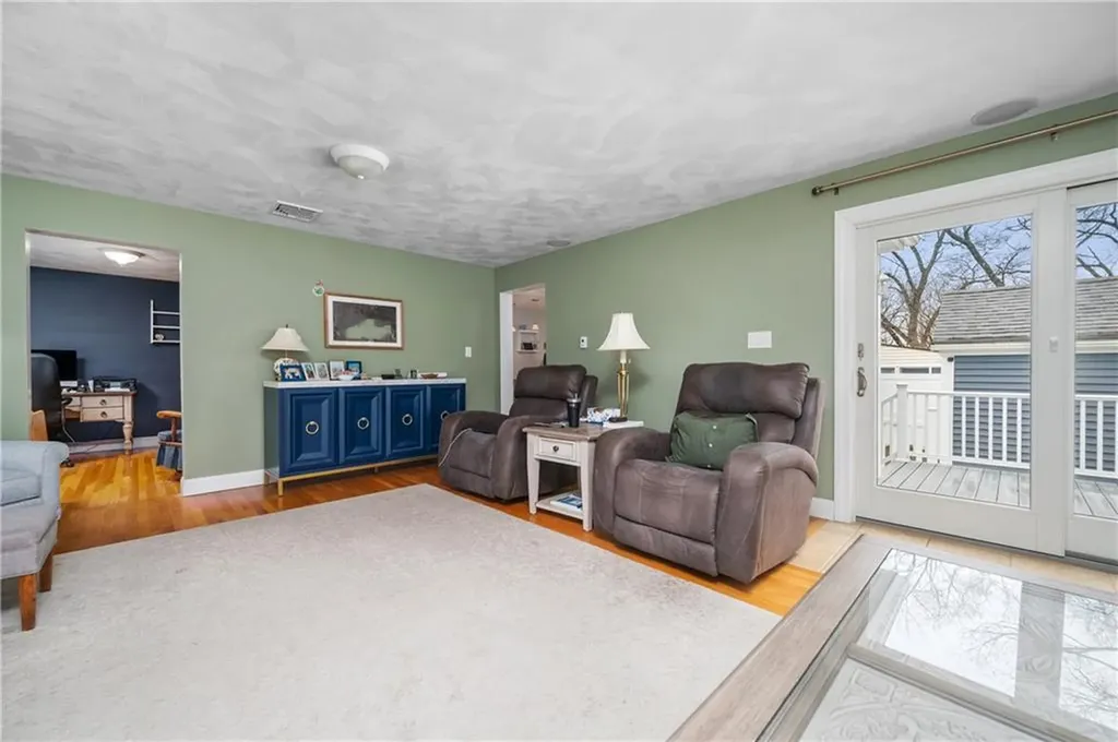 2 Valley View Road Lincoln RI 02865