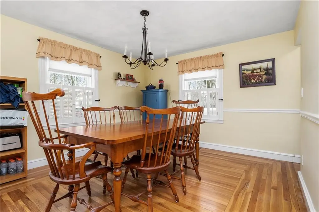 2 Valley View Road Lincoln RI 02865