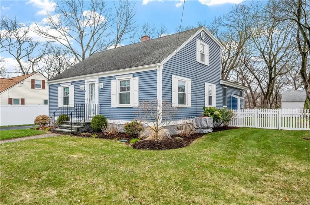 2 Valley View Road Lincoln RI 02865