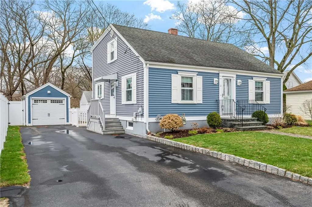2 Valley View Road Lincoln RI 02865