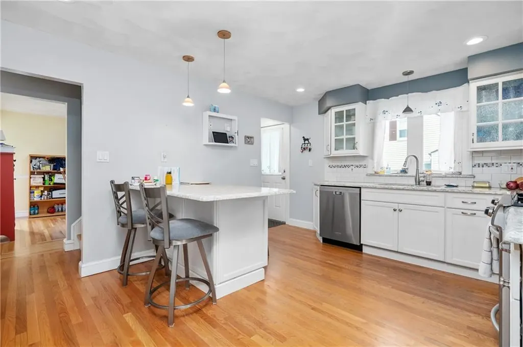 2 Valley View Road Lincoln RI 02865