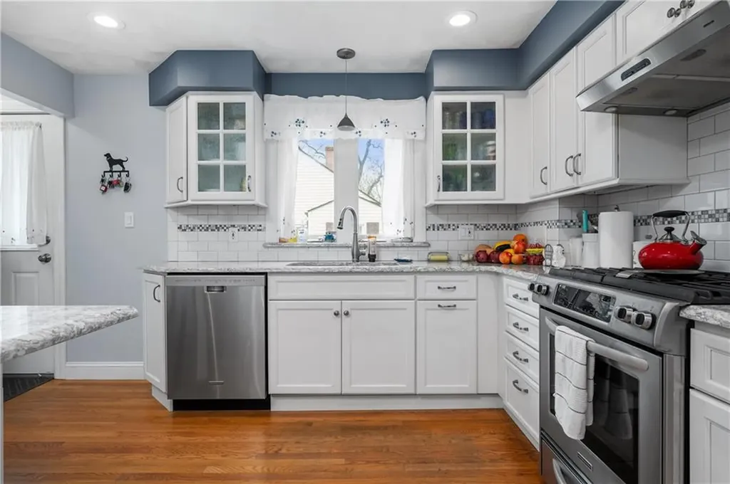 2 Valley View Road Lincoln RI 02865
