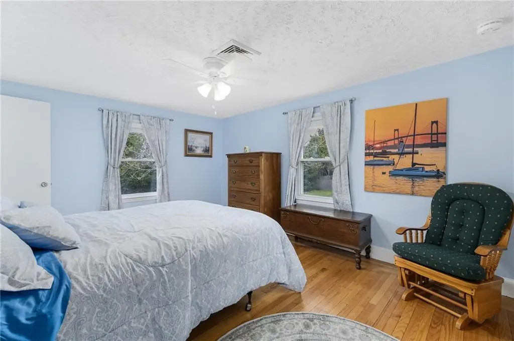 112 Center Avenue Middletown RI 02842
