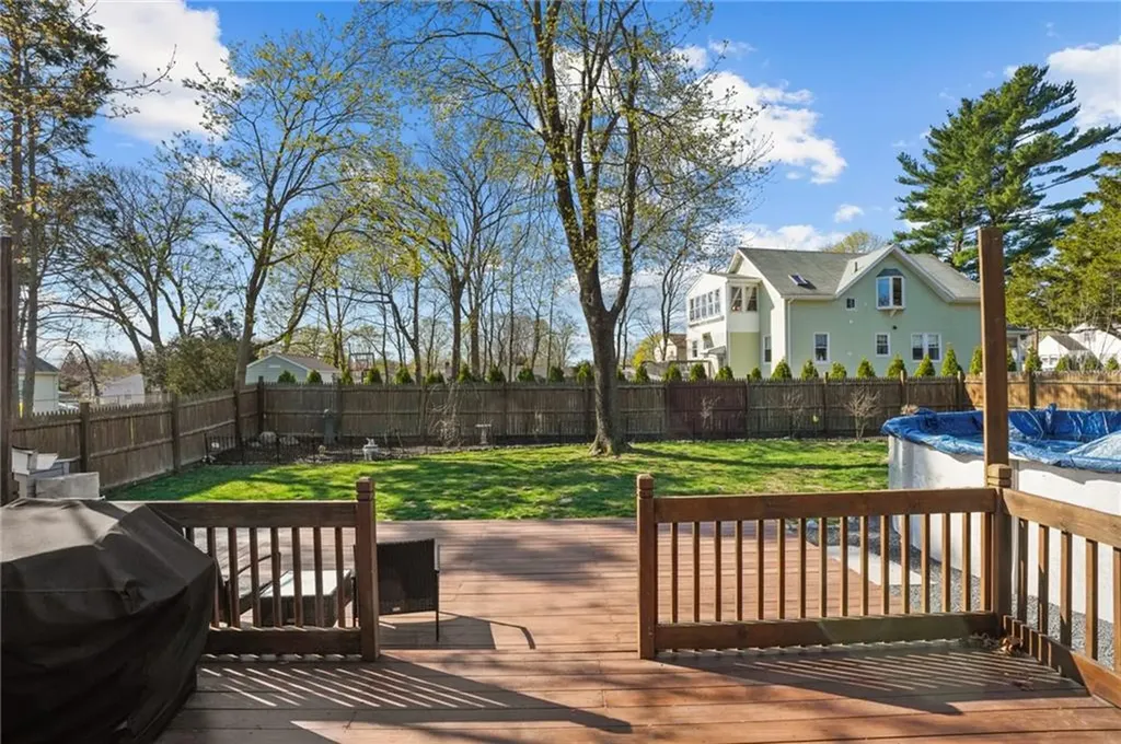 46 Marquette Drive Warwick RI 02888