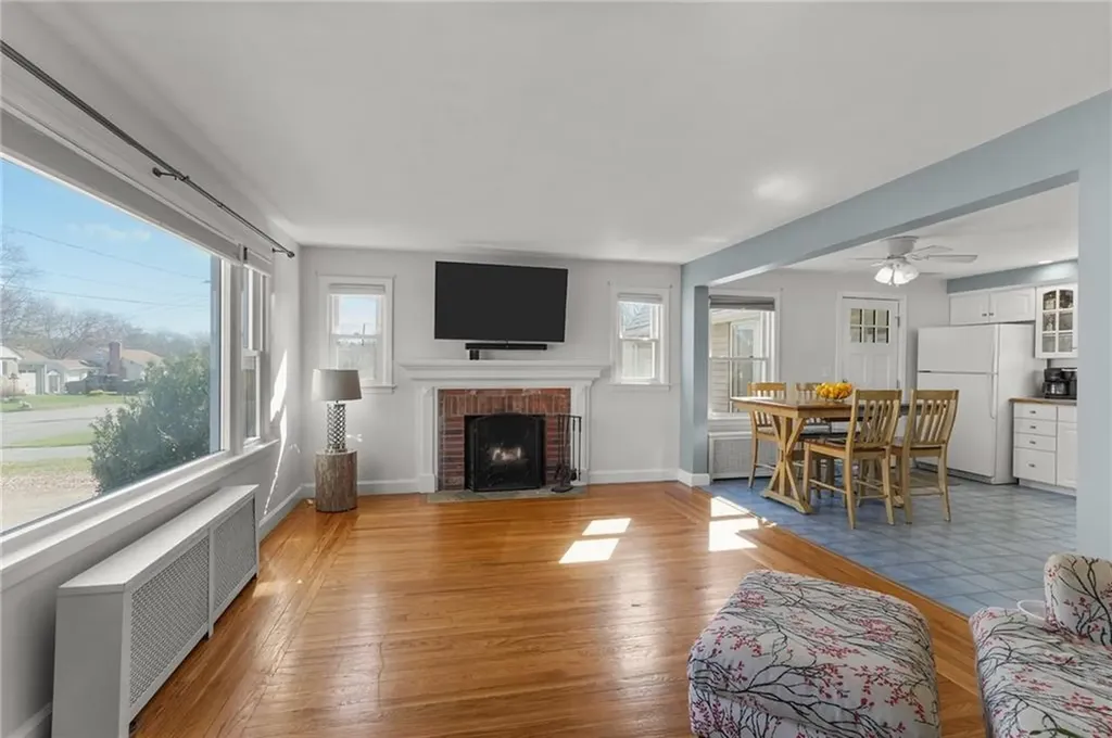 46 Marquette Drive Warwick RI 02888