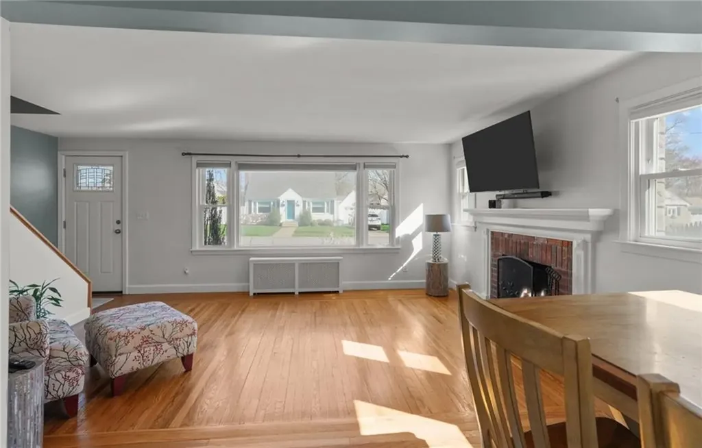 46 Marquette Drive Warwick RI 02888