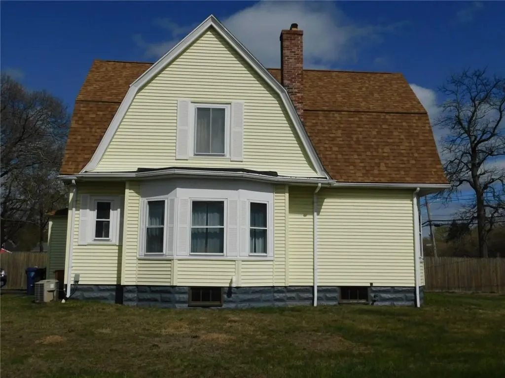 3501 West Shore Road Warwick RI 02886