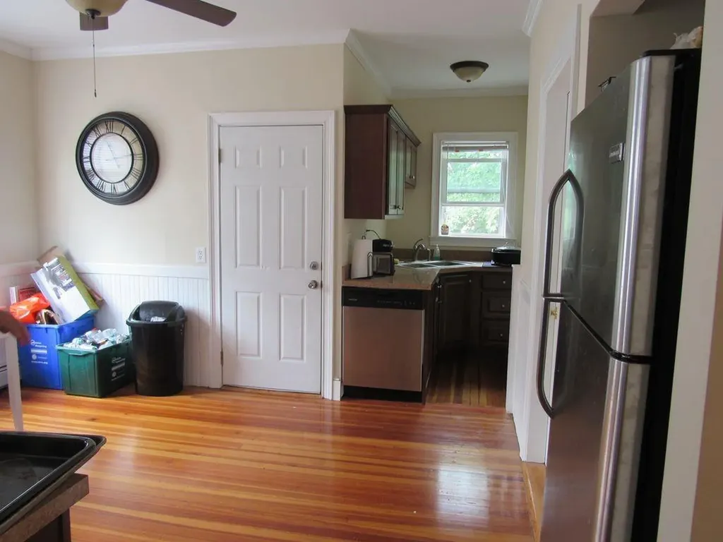102 104 Oakland Avenue Providence RI 02908