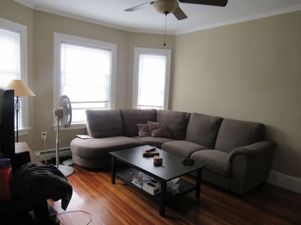 102 104 Oakland Avenue Providence RI 02908