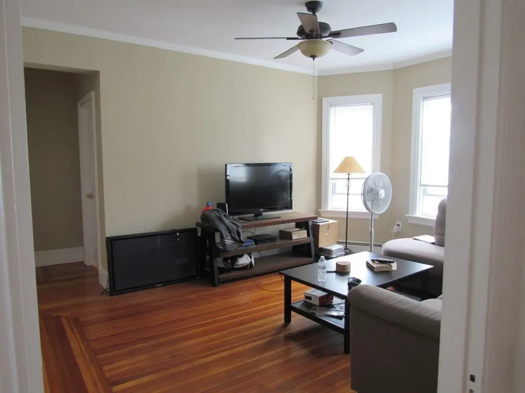 102 104 Oakland Avenue Providence RI 02908