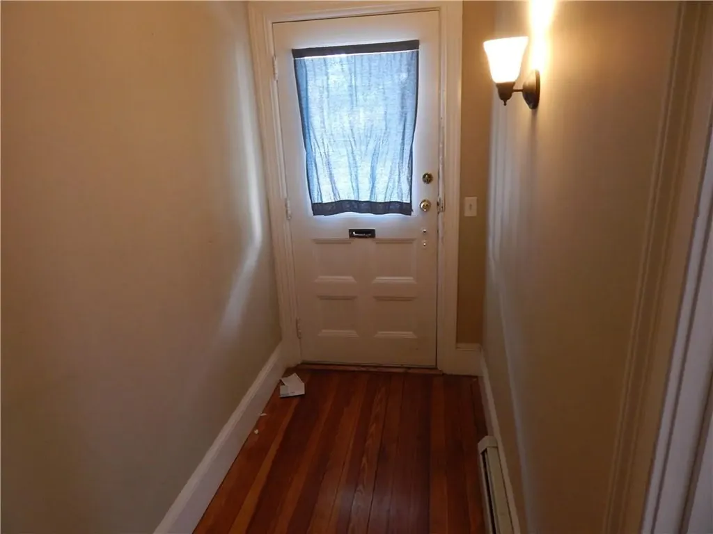 102 104 Oakland Avenue Providence RI 02908
