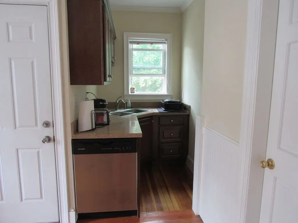 102 104 Oakland Avenue Providence RI 02908