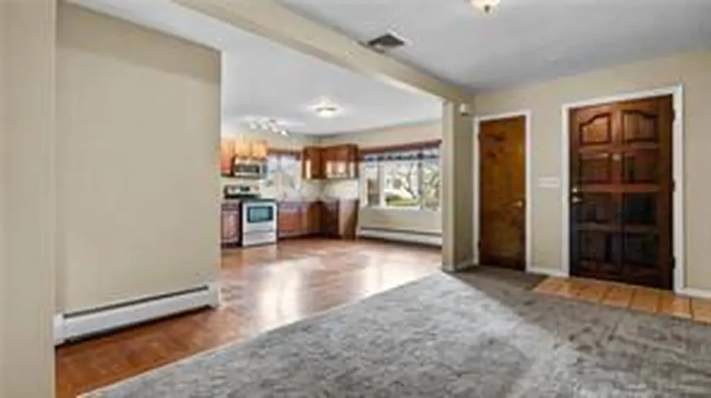 396 Laurel Hill Avenue Cranston RI 02920