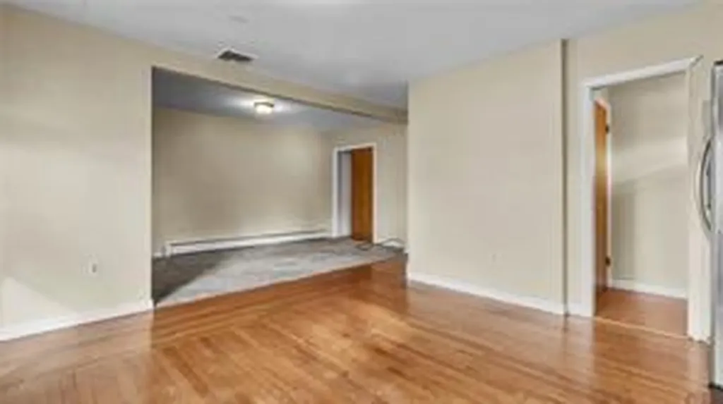 396 Laurel Hill Avenue Cranston RI 02920