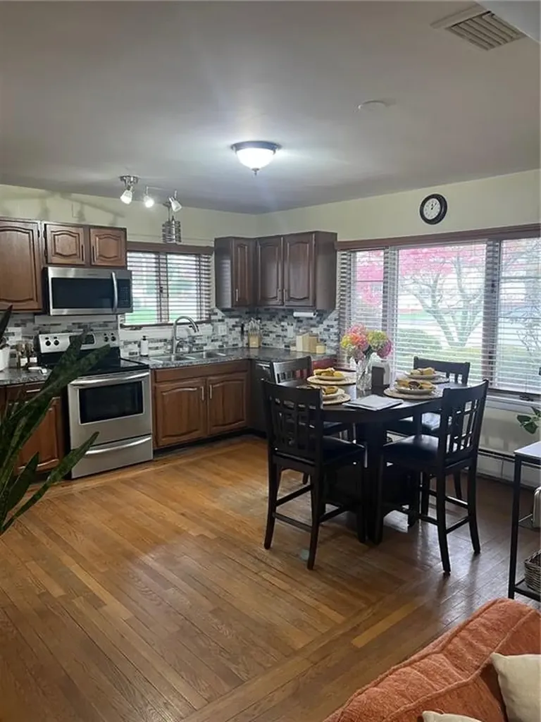 396 Laurel Hill Avenue Cranston RI 02920