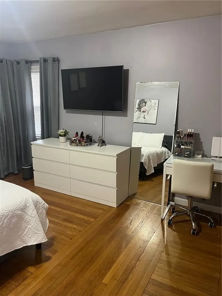 396 Laurel Hill Avenue Cranston RI 02920