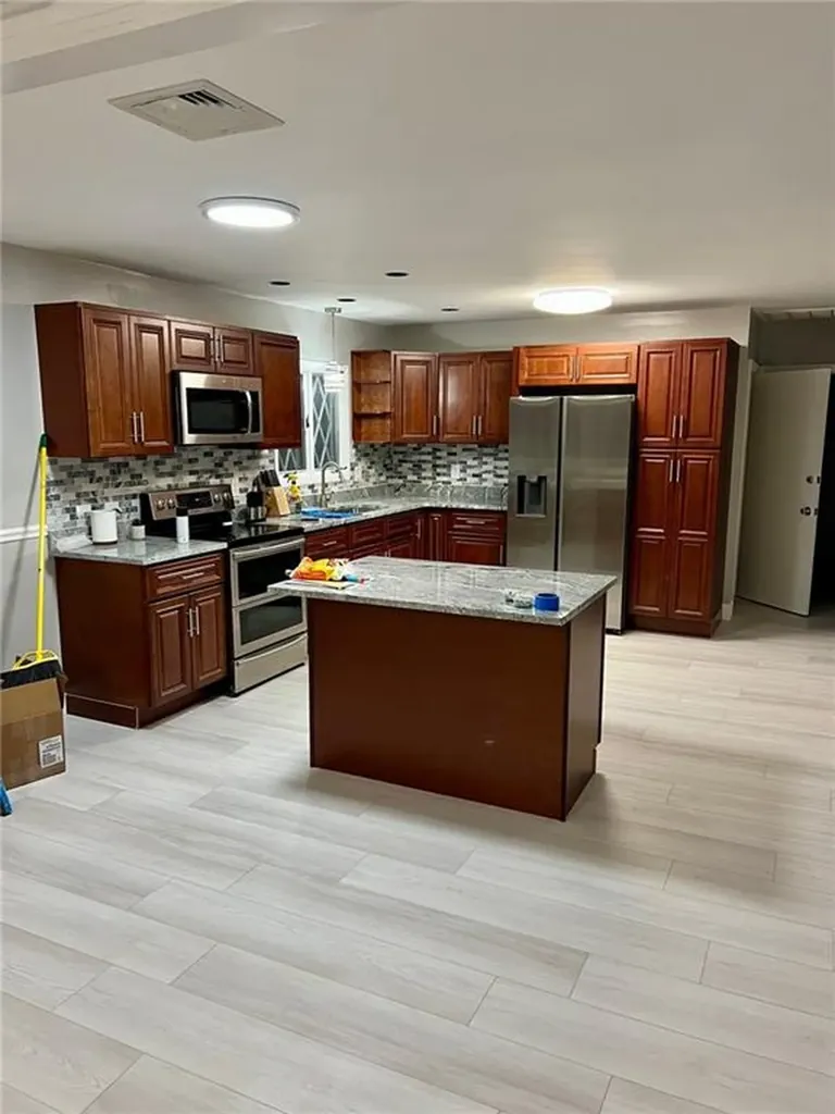 396 Laurel Hill Avenue Cranston RI 02920