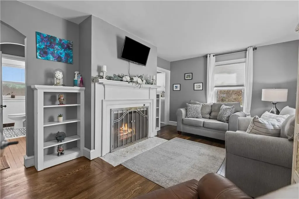 35 Sunset Avenue West Warwick RI 02893