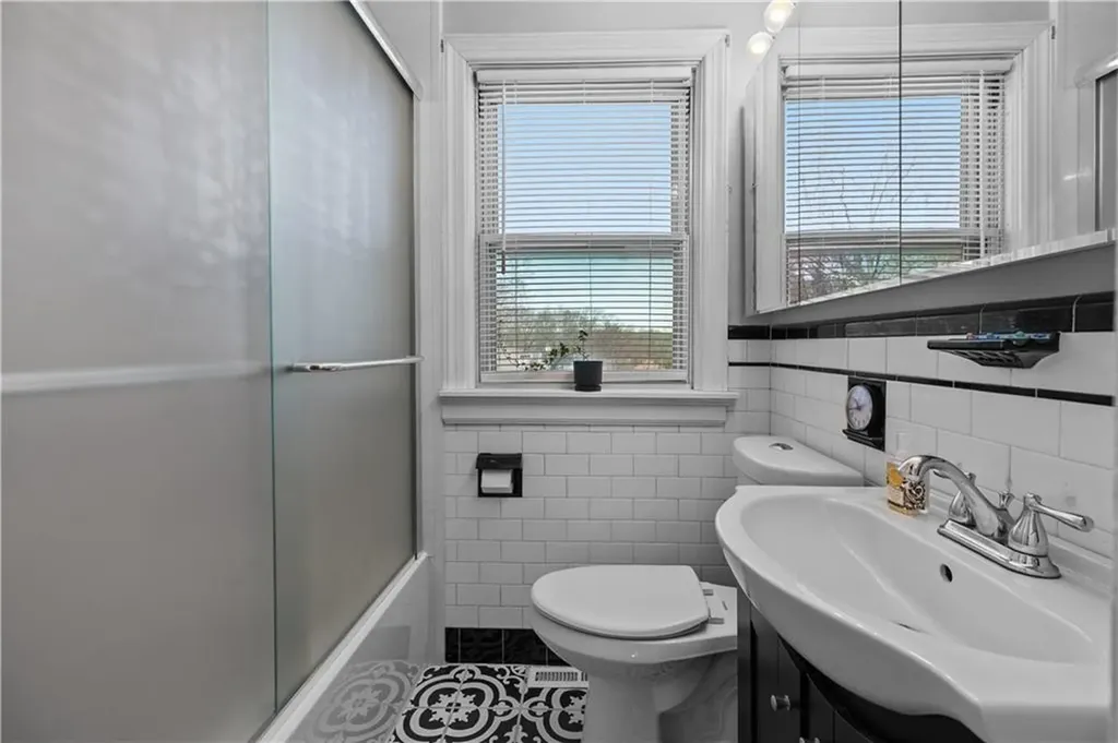 35 Sunset Avenue West Warwick RI 02893