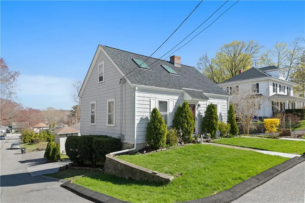 35 Sunset Avenue West Warwick RI 02893